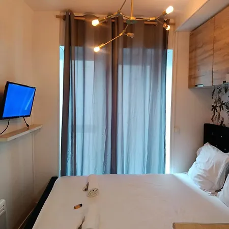 En 3eme Arrondissement Apartment